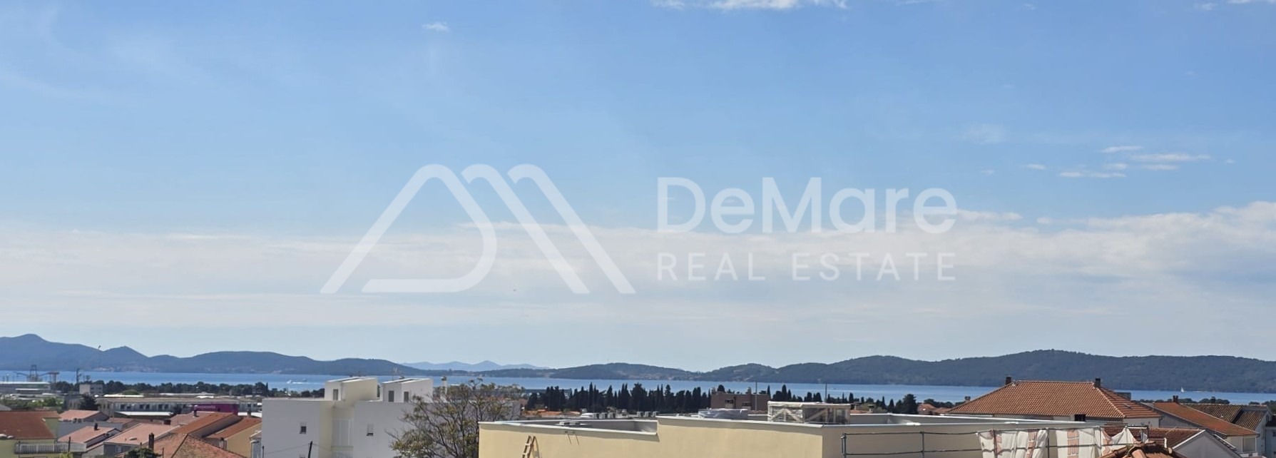 Demare.hr - Zadar - Crvene kuće